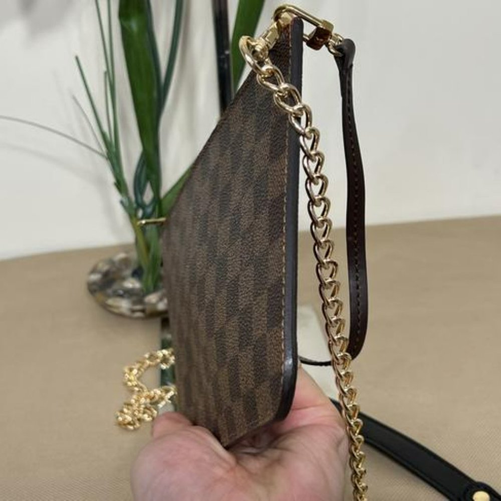 Louis Vuitton Neverfull Gm Pouch Brown Coated Canvas Wristlet - Picture 4 of 10
